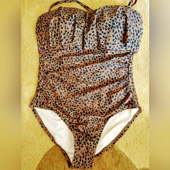 Leopard Print One Piece Swimsuit - Picture 2 of 5